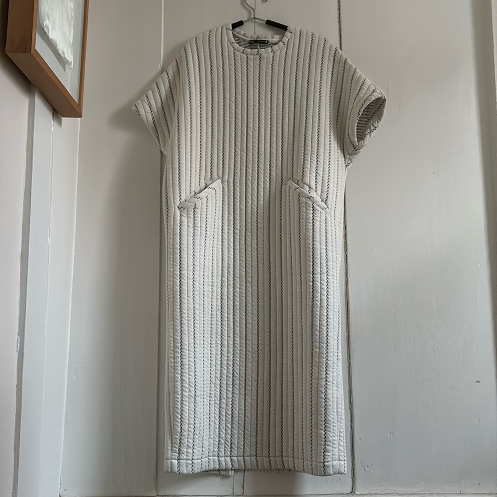 ZARA quilted short sleeve dress M